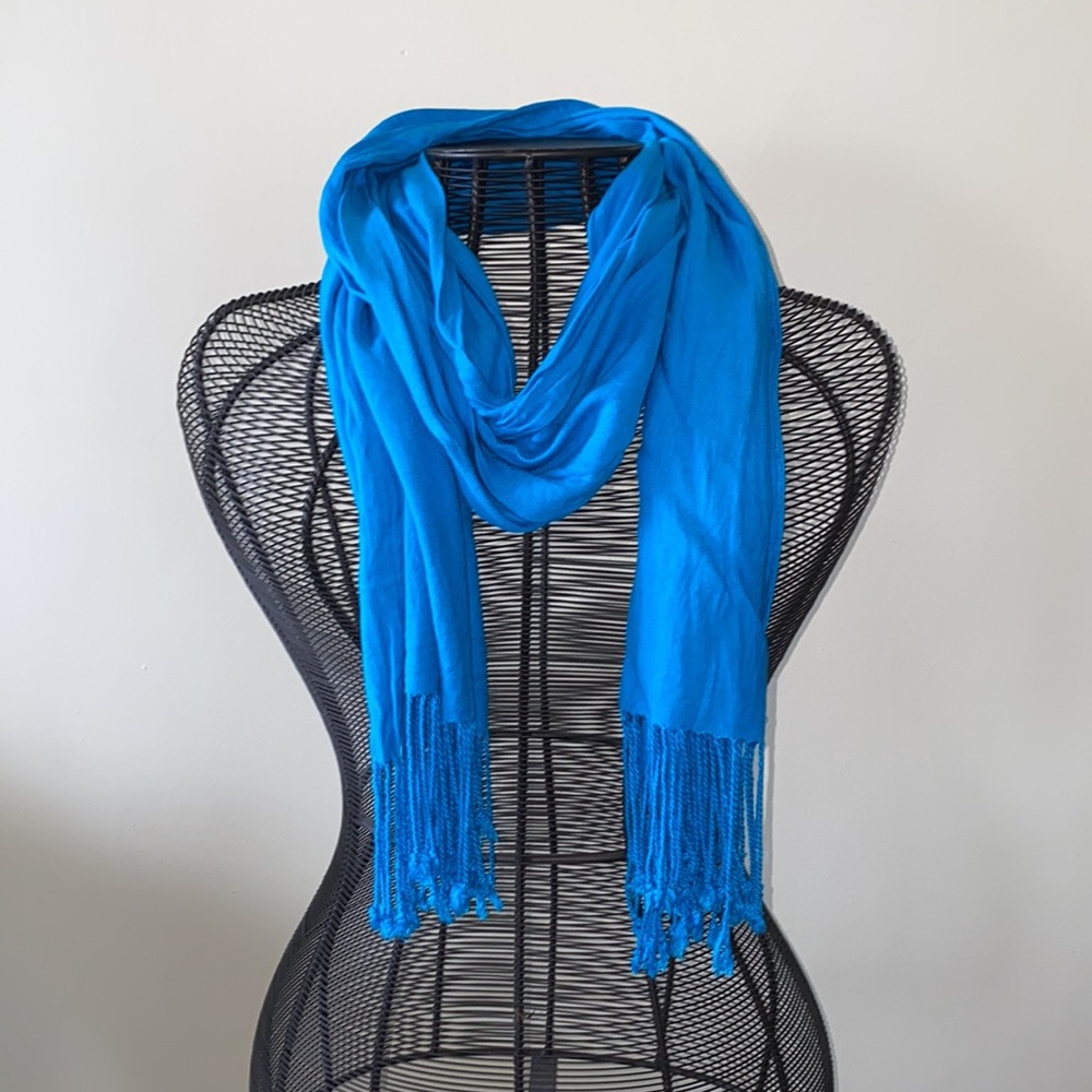 Blue scarf